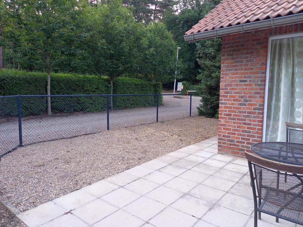 El Bosque Villa Dilsen-Stokkem Eksteriør billede