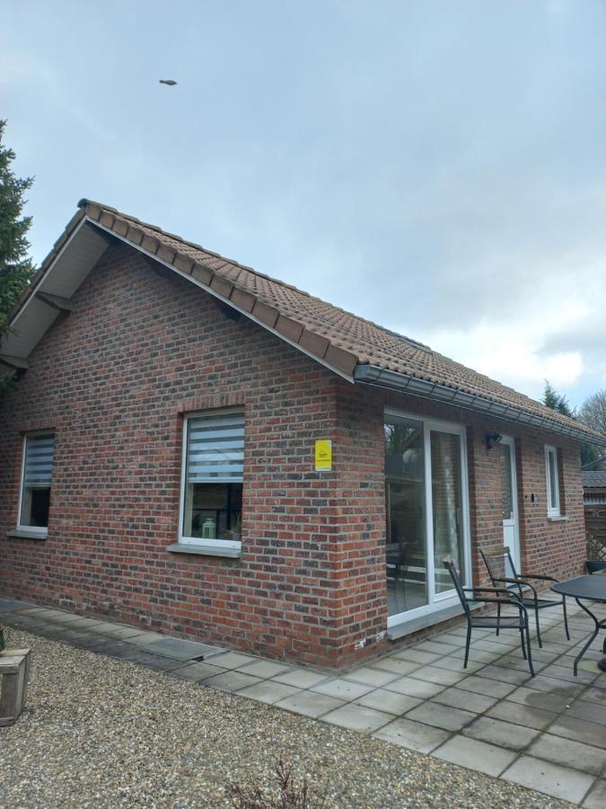 El Bosque Villa Dilsen-Stokkem Eksteriør billede